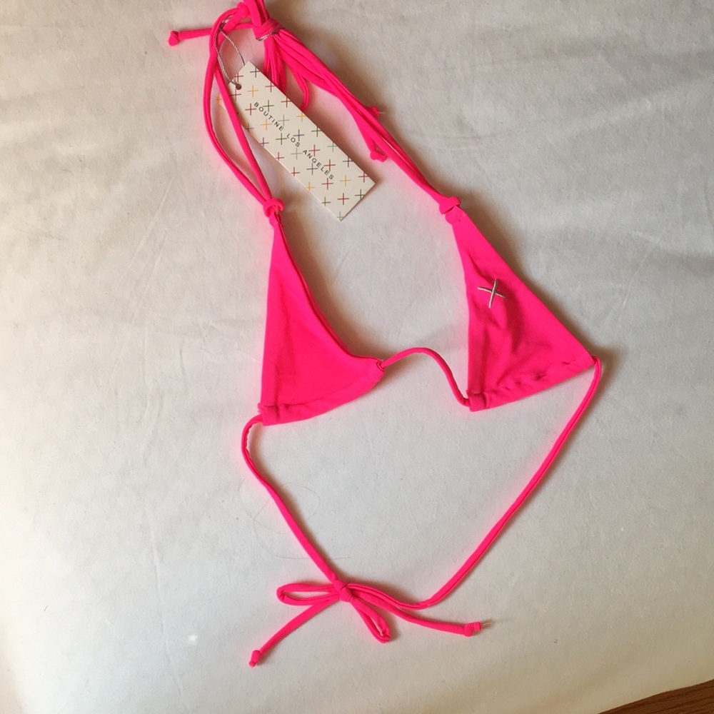 Tiny bikini boutine la bikini top